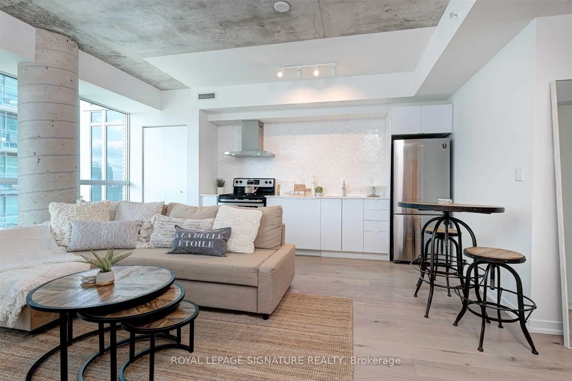 Photo 11 of Unit 1010, 69 Lynn Williams Street, Toronto, Niagara — HOMEH