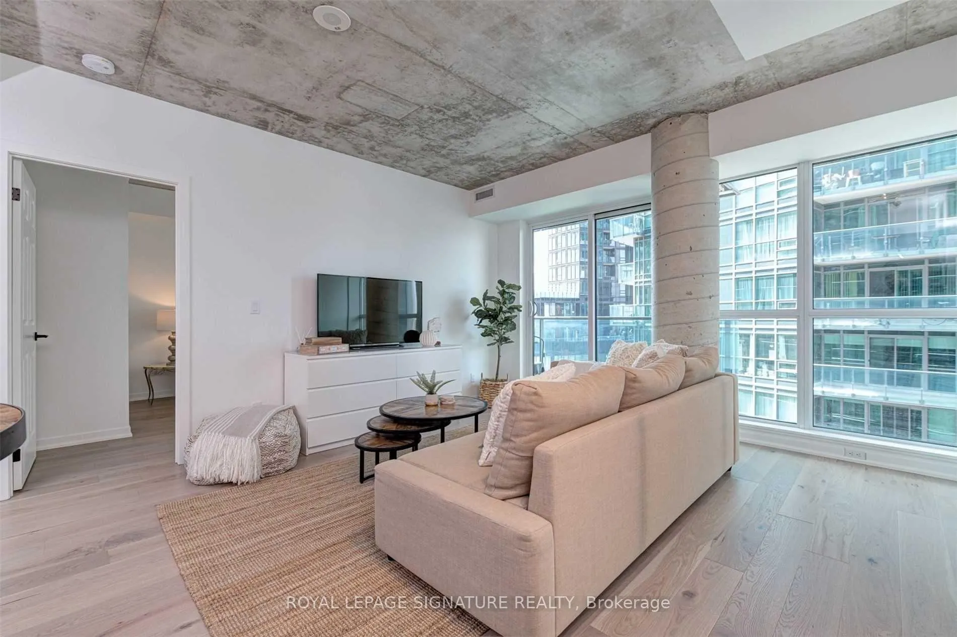 Photo 13 of Unit 1010, 69 Lynn Williams Street, Toronto, Niagara — HOMEH