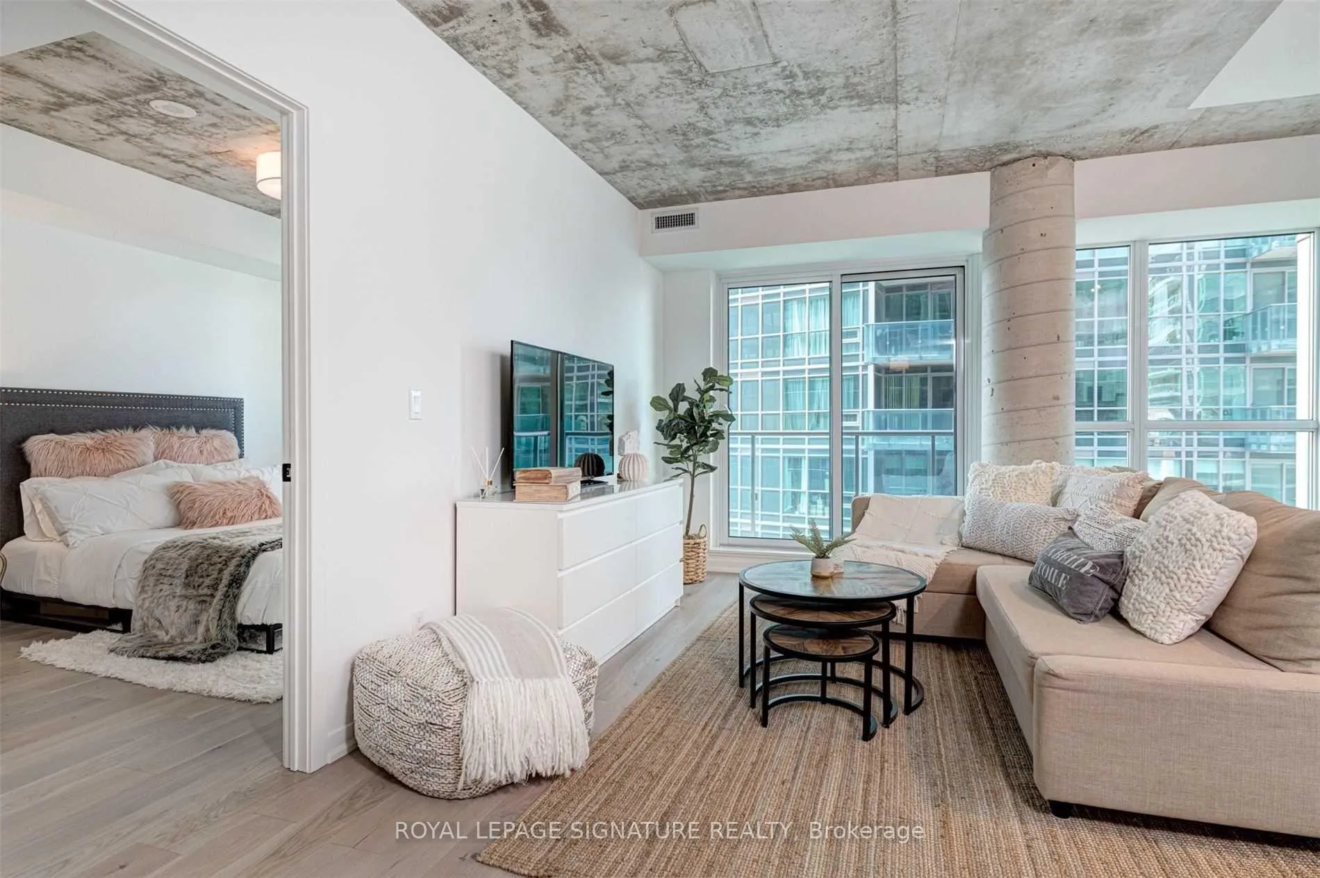 Photo 14 of Unit 1010, 69 Lynn Williams Street, Toronto, Niagara — HOMEH