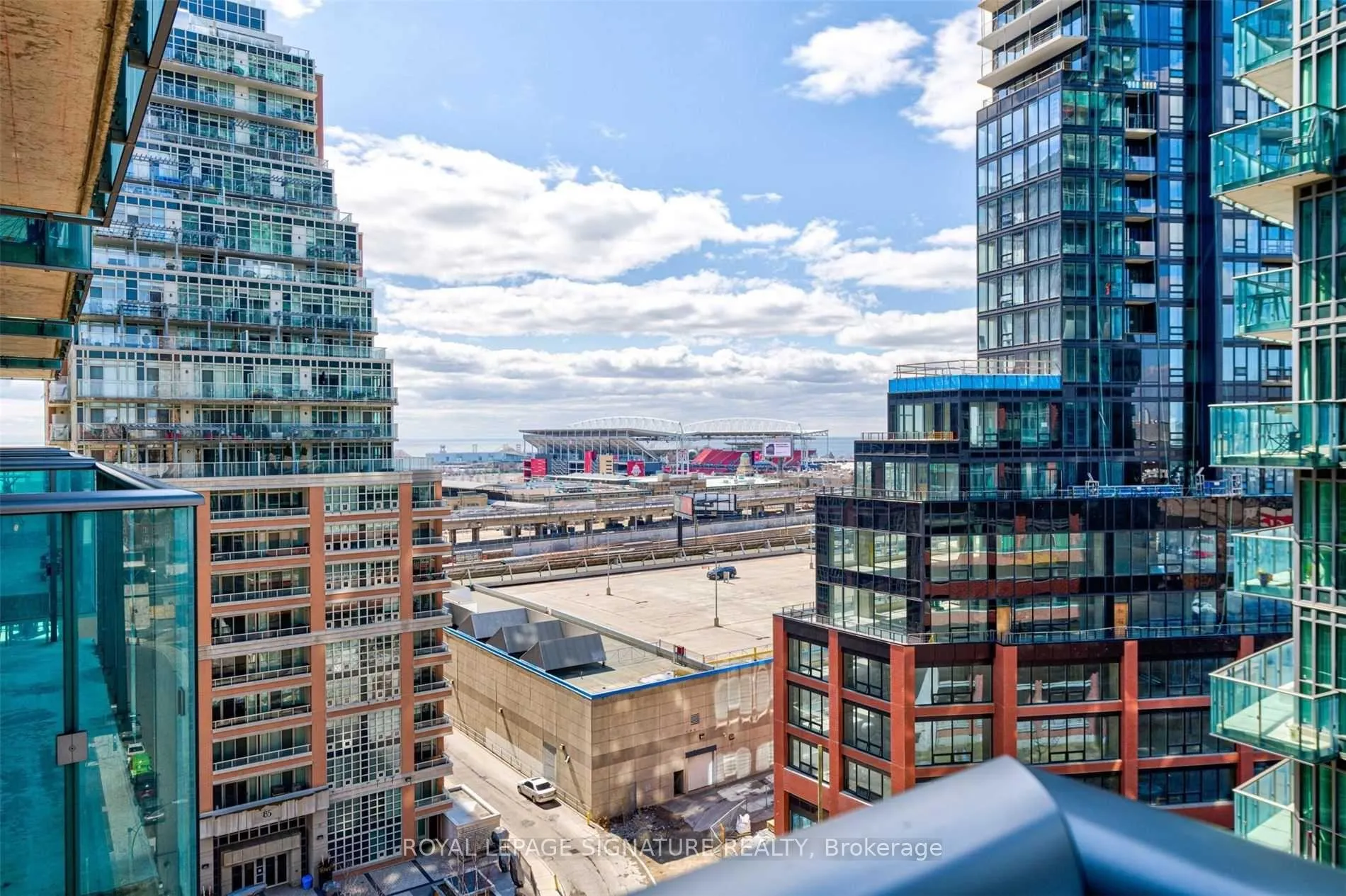 Photo 22 of Unit 1010, 69 Lynn Williams Street, Toronto, Niagara — HOMEH