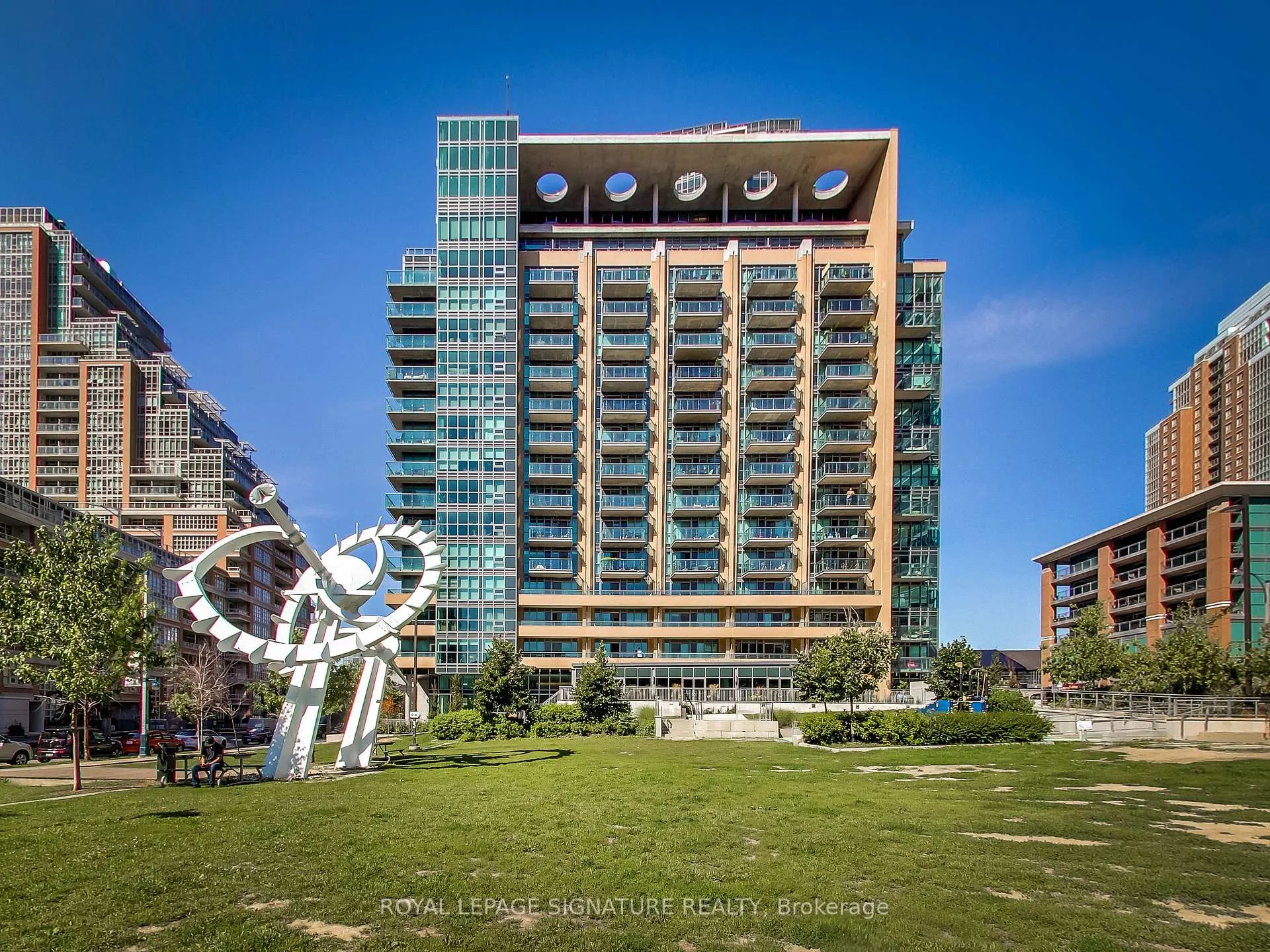Photo 39 of Unit 1010, 69 Lynn Williams Street, Toronto, Niagara — HOMEH
