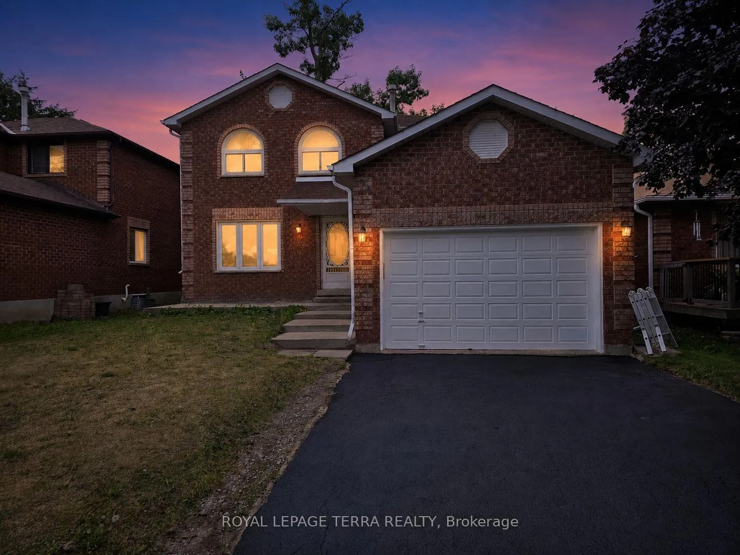 Photo 1 of 23 Ferguson Drive, Barrie, Northwest — HOMEH