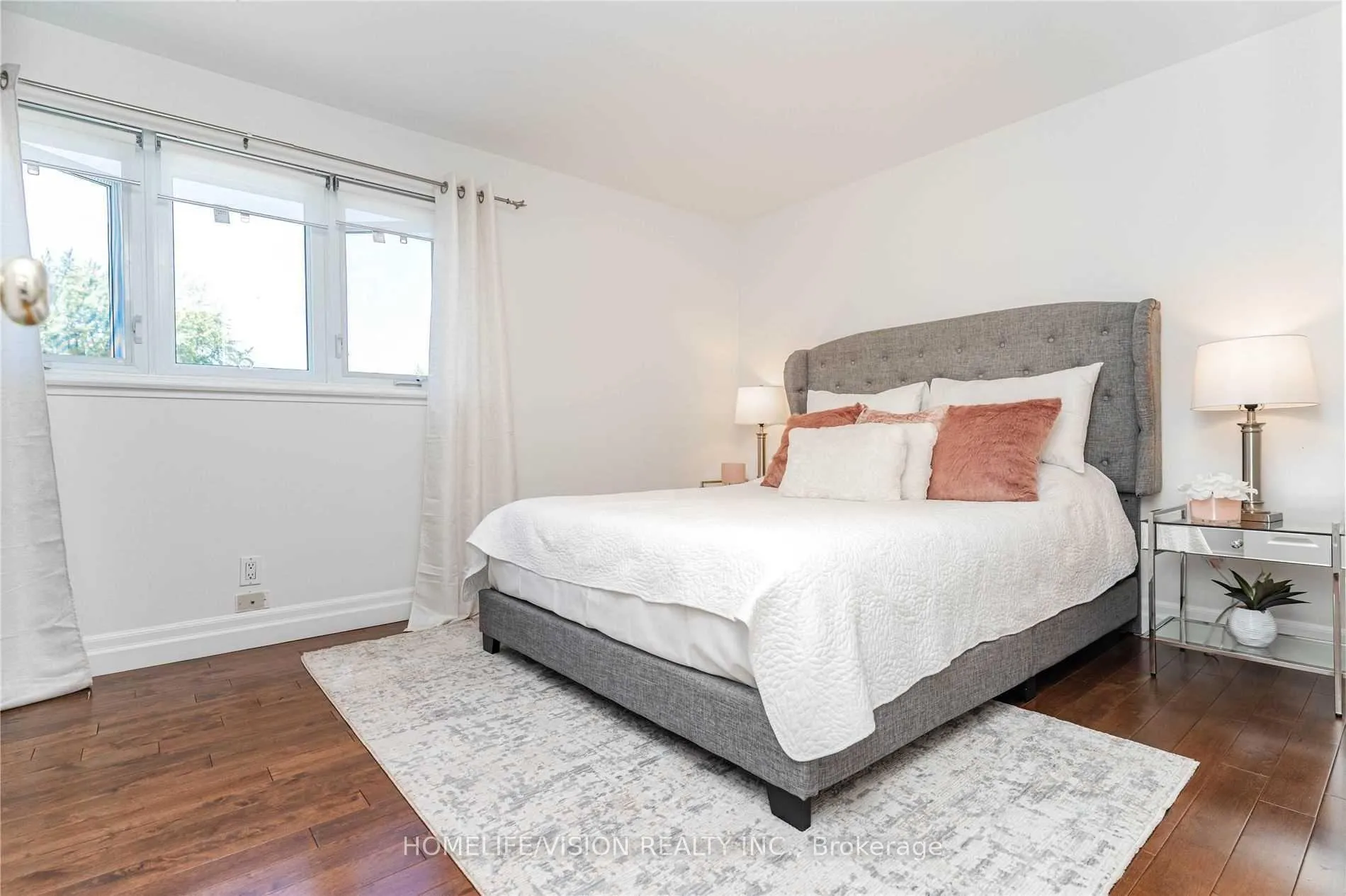 Photo 15 of 16 Palgrave Crescent, Brampton, Brampton East — HOMEH