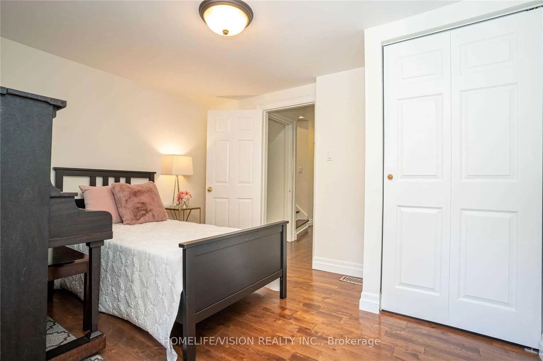 Photo 26 of 16 Palgrave Crescent, Brampton, Brampton East — HOMEH