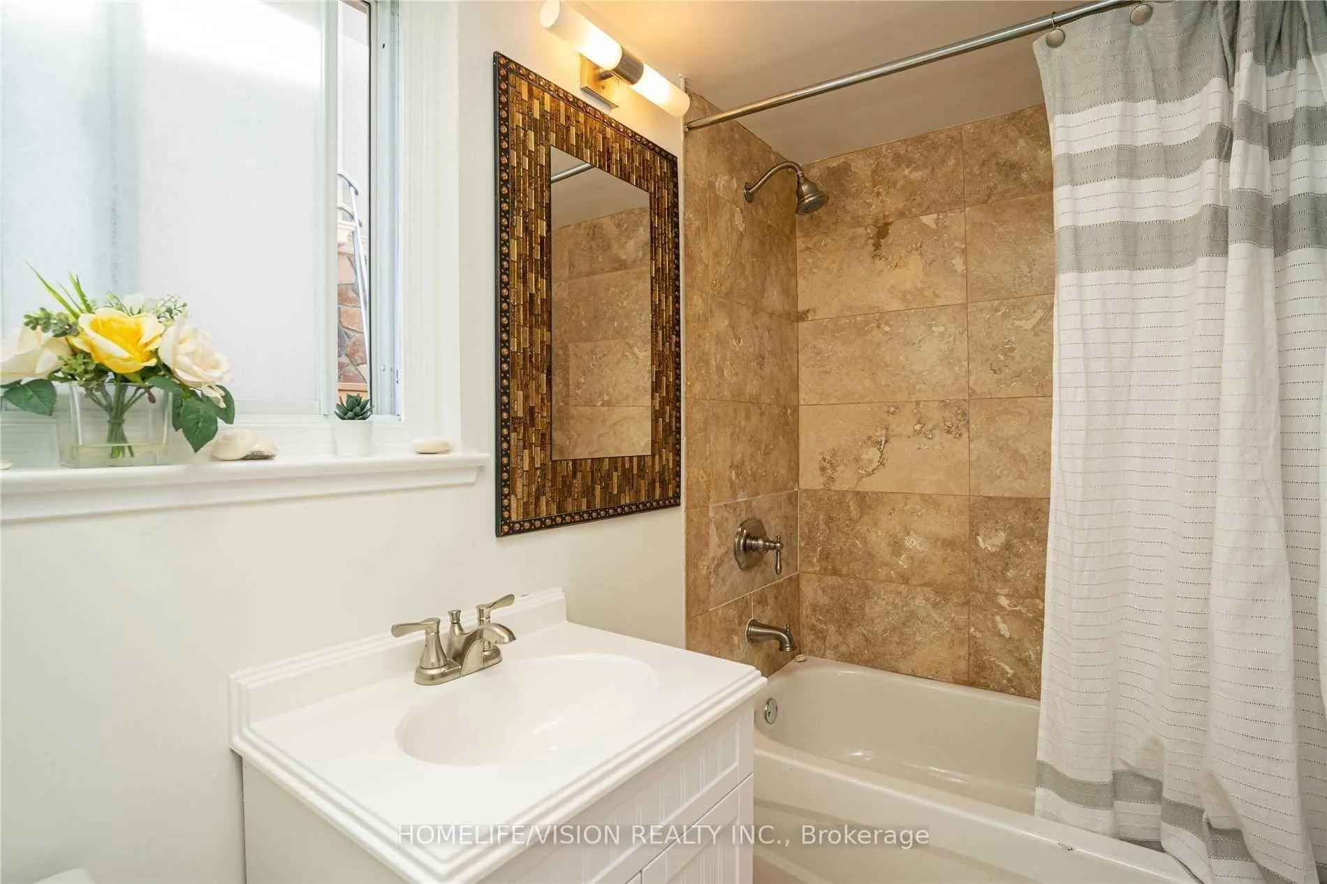 Photo 28 of 16 Palgrave Crescent, Brampton, Brampton East — HOMEH