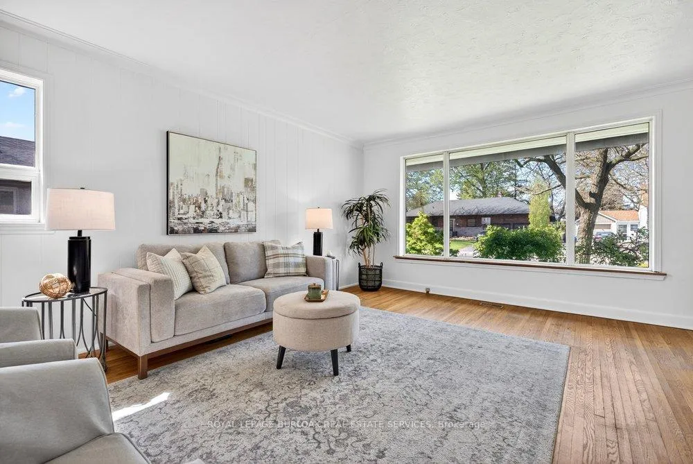Photo 5 of 669 Drury Lane, Burlington, Brant — HOMEH