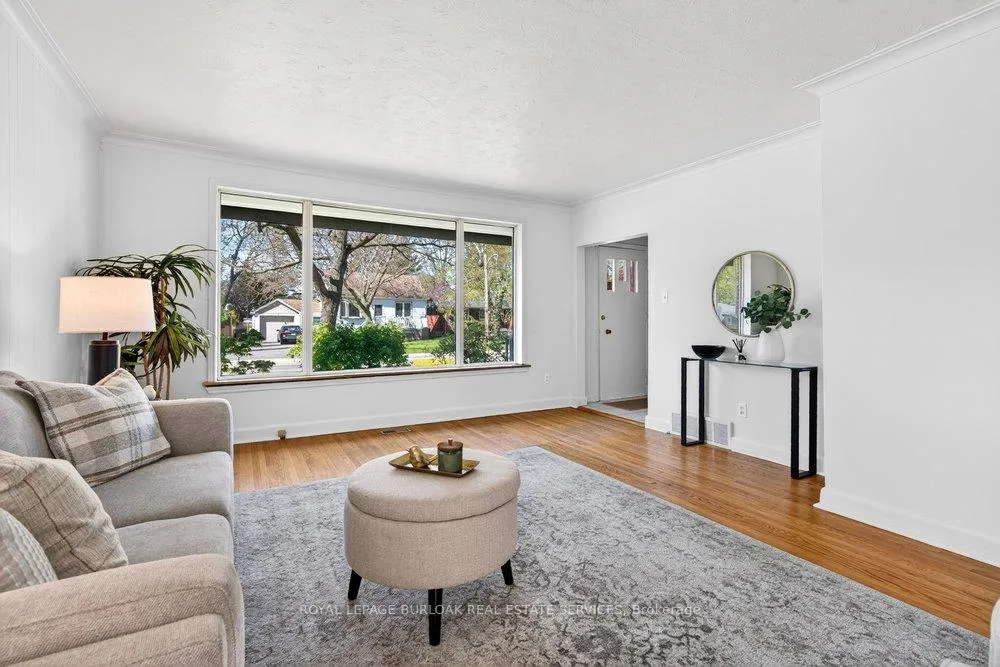 Photo 6 of 669 Drury Lane, Burlington, Brant — HOMEH