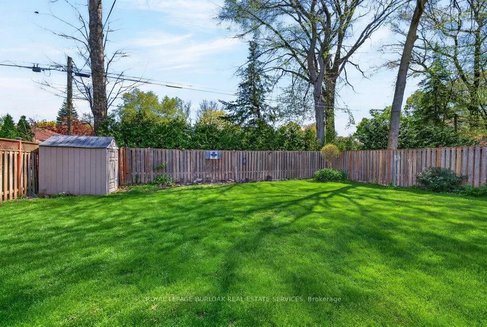 Photo 22 of 669 Drury Lane, Burlington, Brant — HOMEH