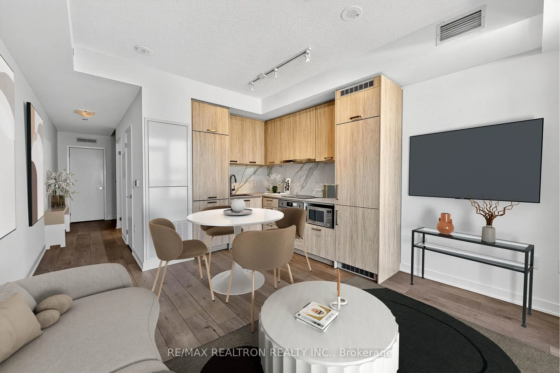 Photo 14 of Unit 717, 10 Honeycrisp Crescent, Vaughan, Vaughan Corporate Centre — HOMEH