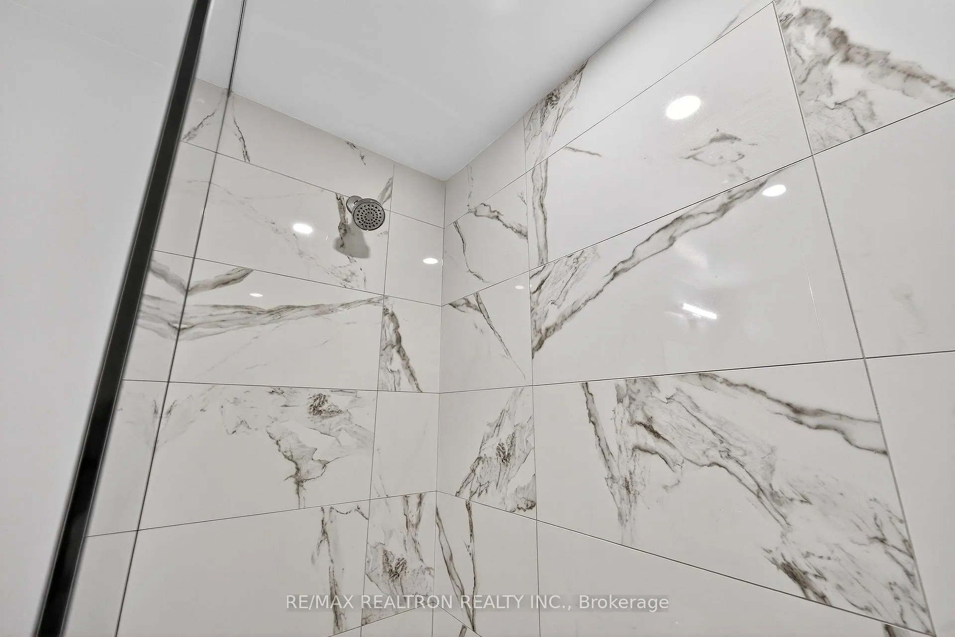 Photo 20 of Unit 717, 10 Honeycrisp Crescent, Vaughan, Vaughan Corporate Centre — HOMEH