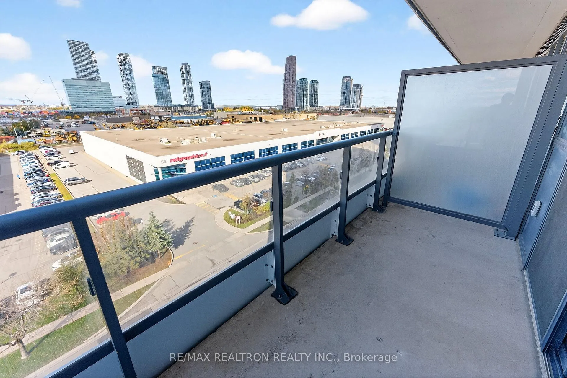 Photo 23 of Unit 717, 10 Honeycrisp Crescent, Vaughan, Vaughan Corporate Centre — HOMEH