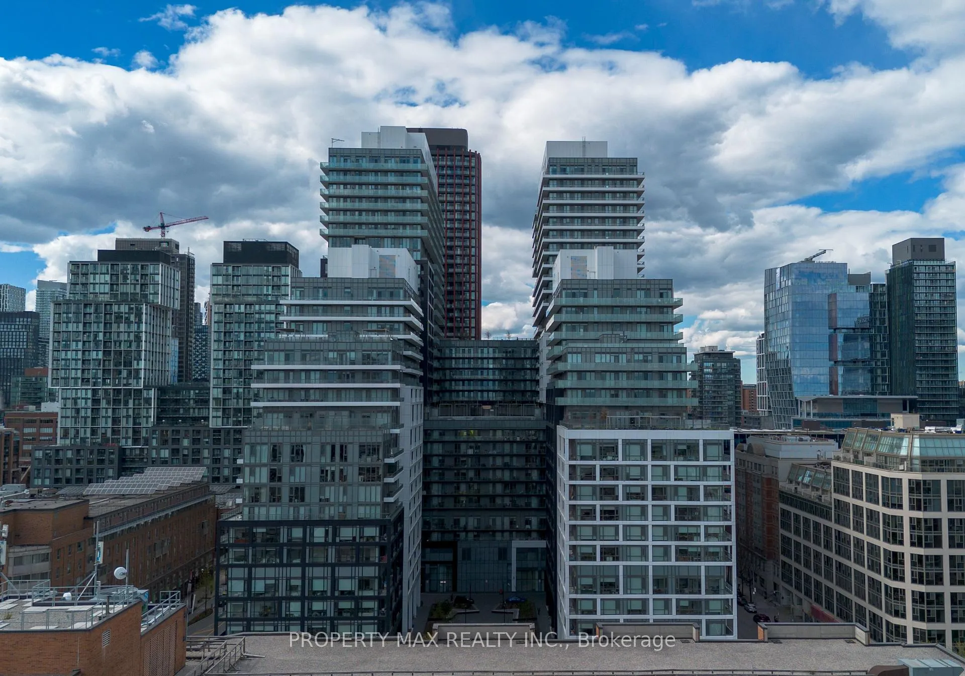 Photo 2 of Unit 403, 70 Princess Street, Toronto, Waterfront Communities — HOMEH