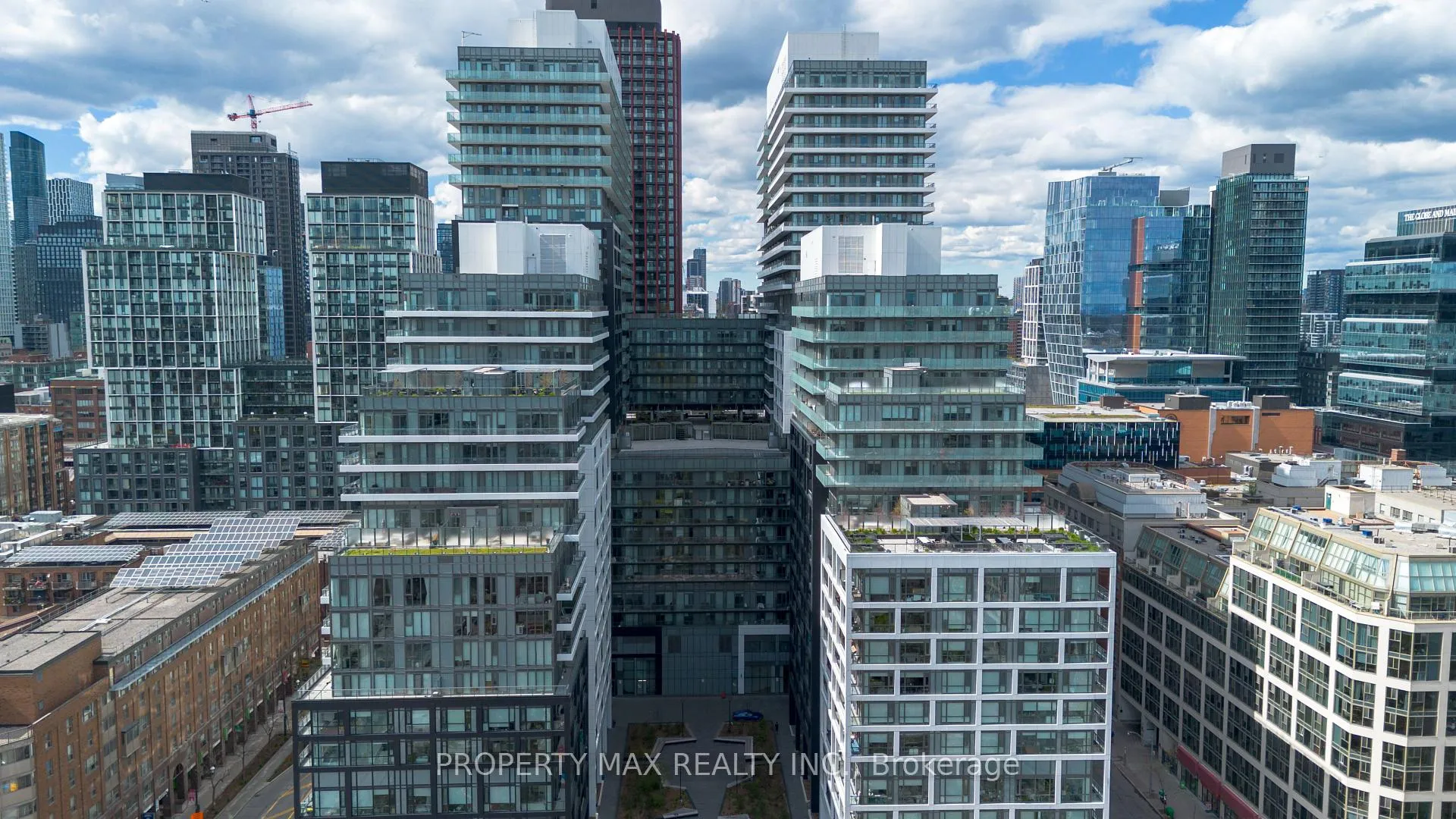 Photo 3 of Unit 403, 70 Princess Street, Toronto, Waterfront Communities — HOMEH