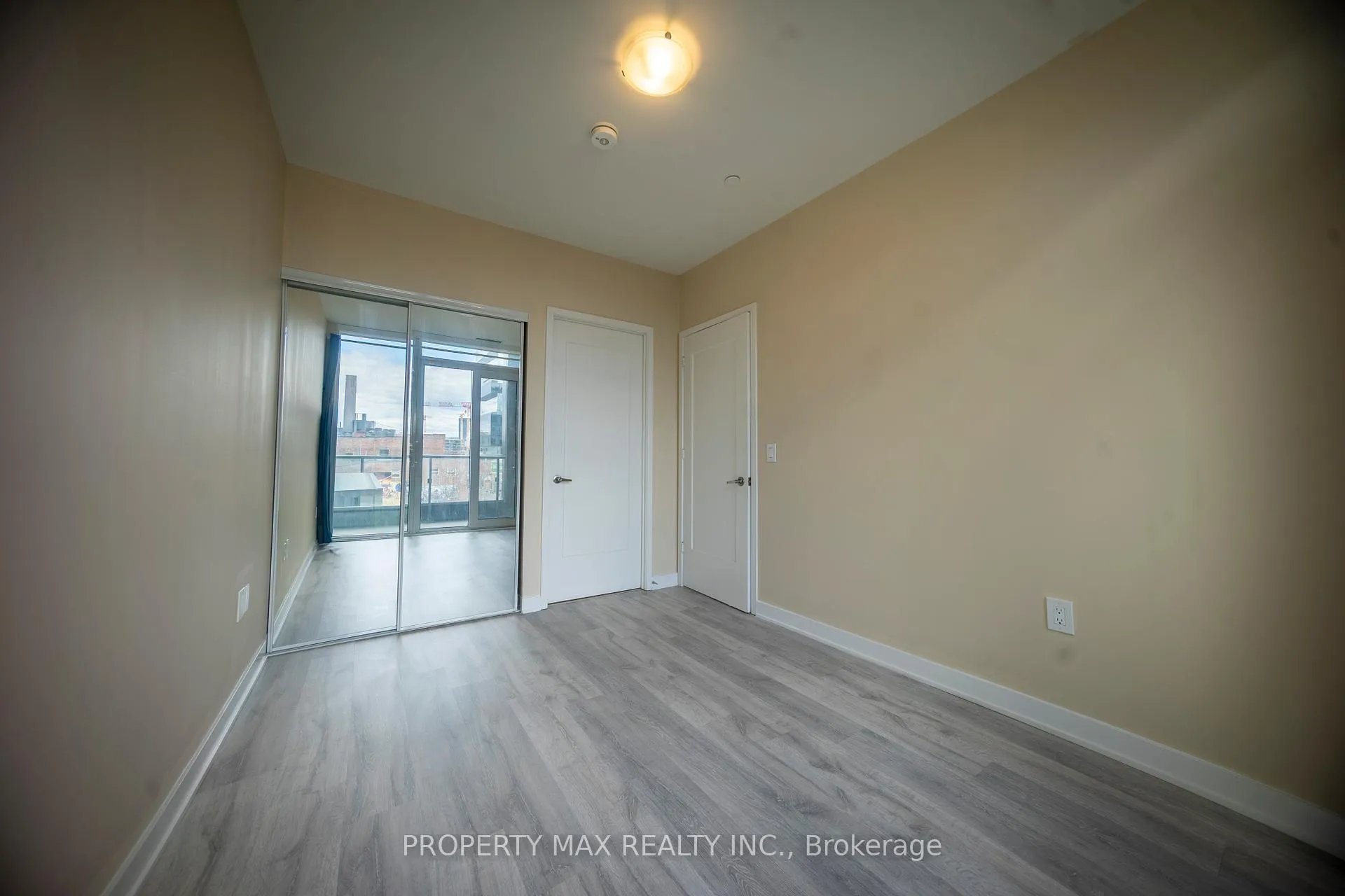 Photo 13 of Unit 403, 70 Princess Street, Toronto, Waterfront Communities — HOMEH