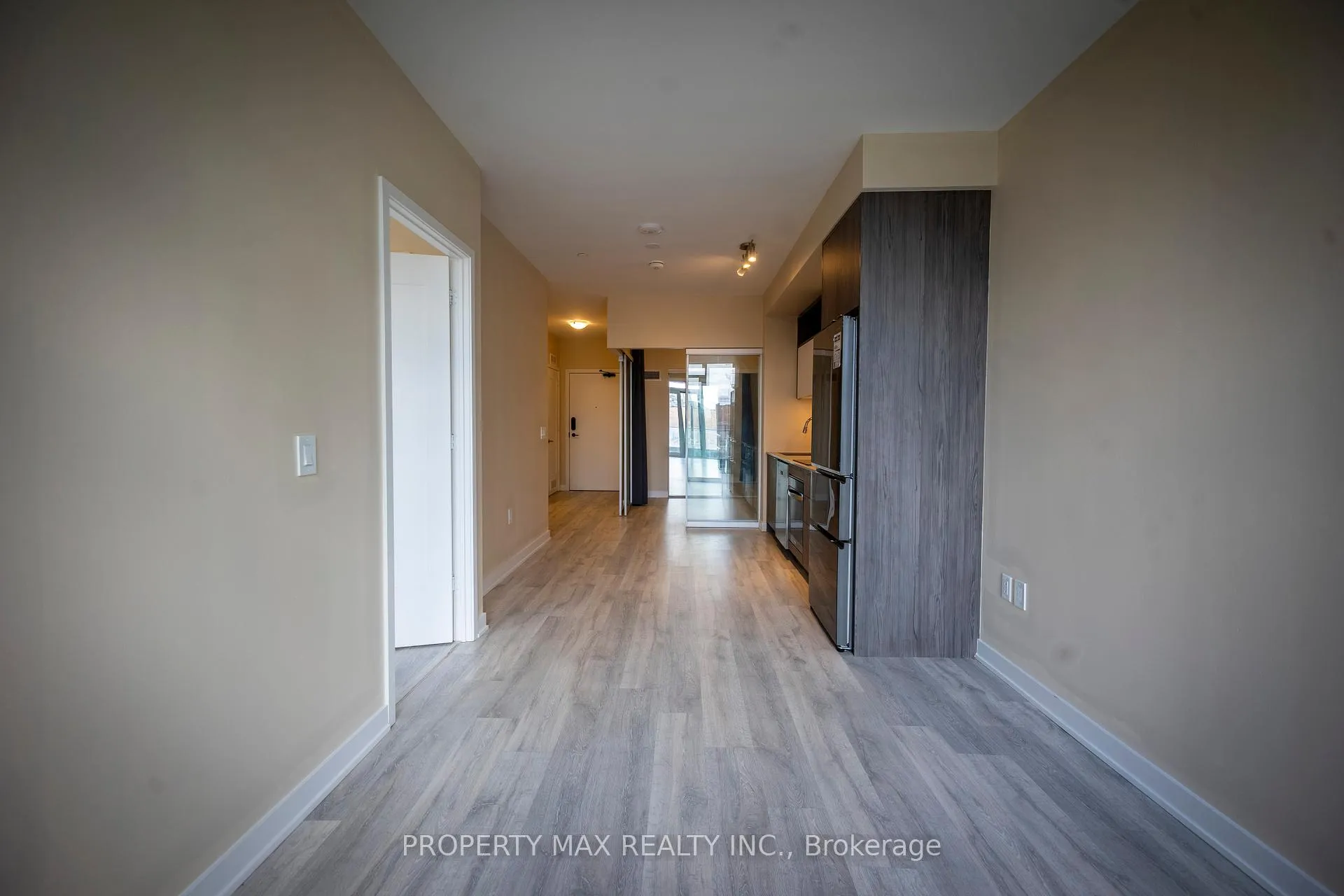 Photo 16 of Unit 403, 70 Princess Street, Toronto, Waterfront Communities — HOMEH