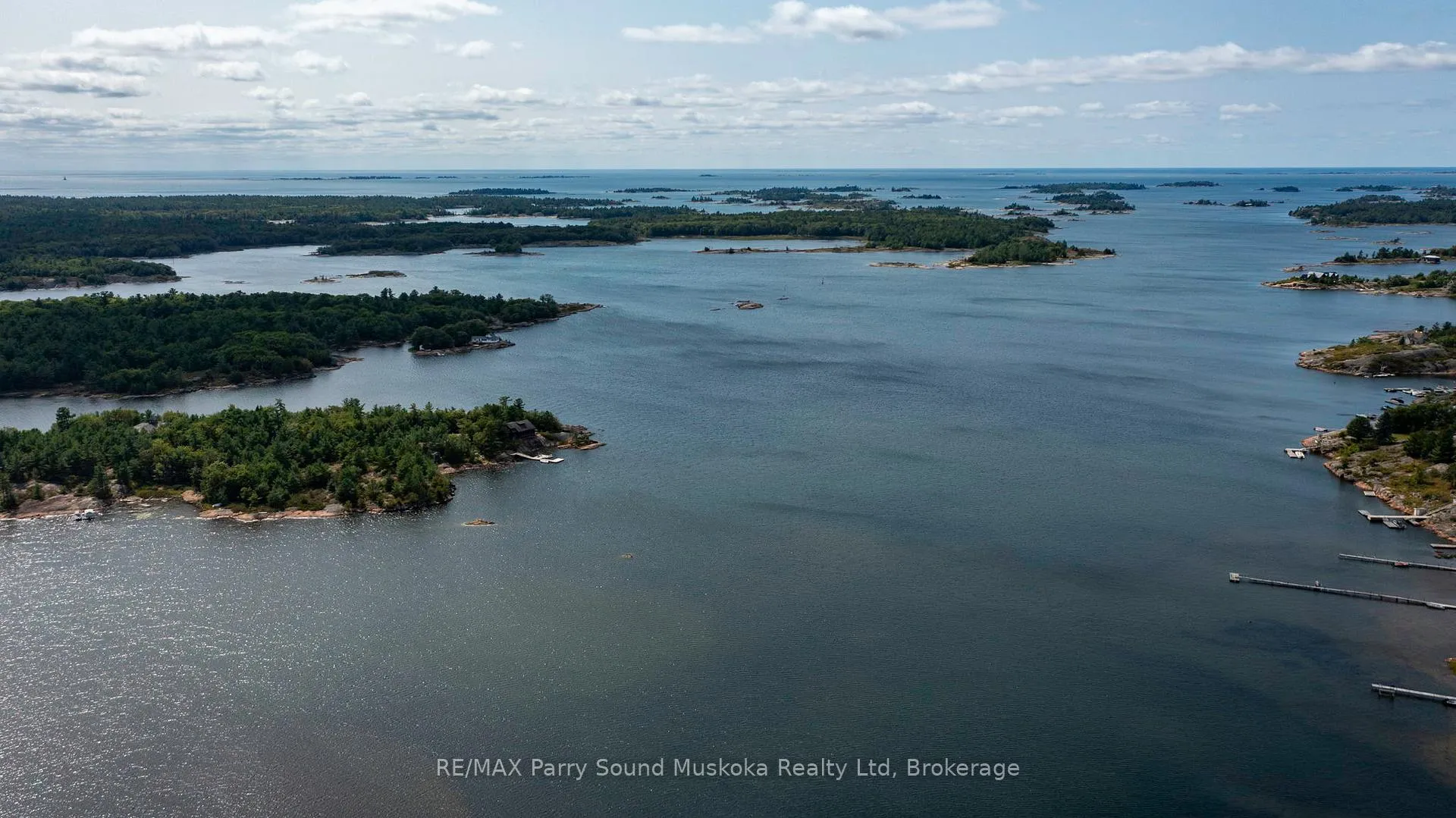Photo 11 of 1 Island 271c, Carling — HOMEH