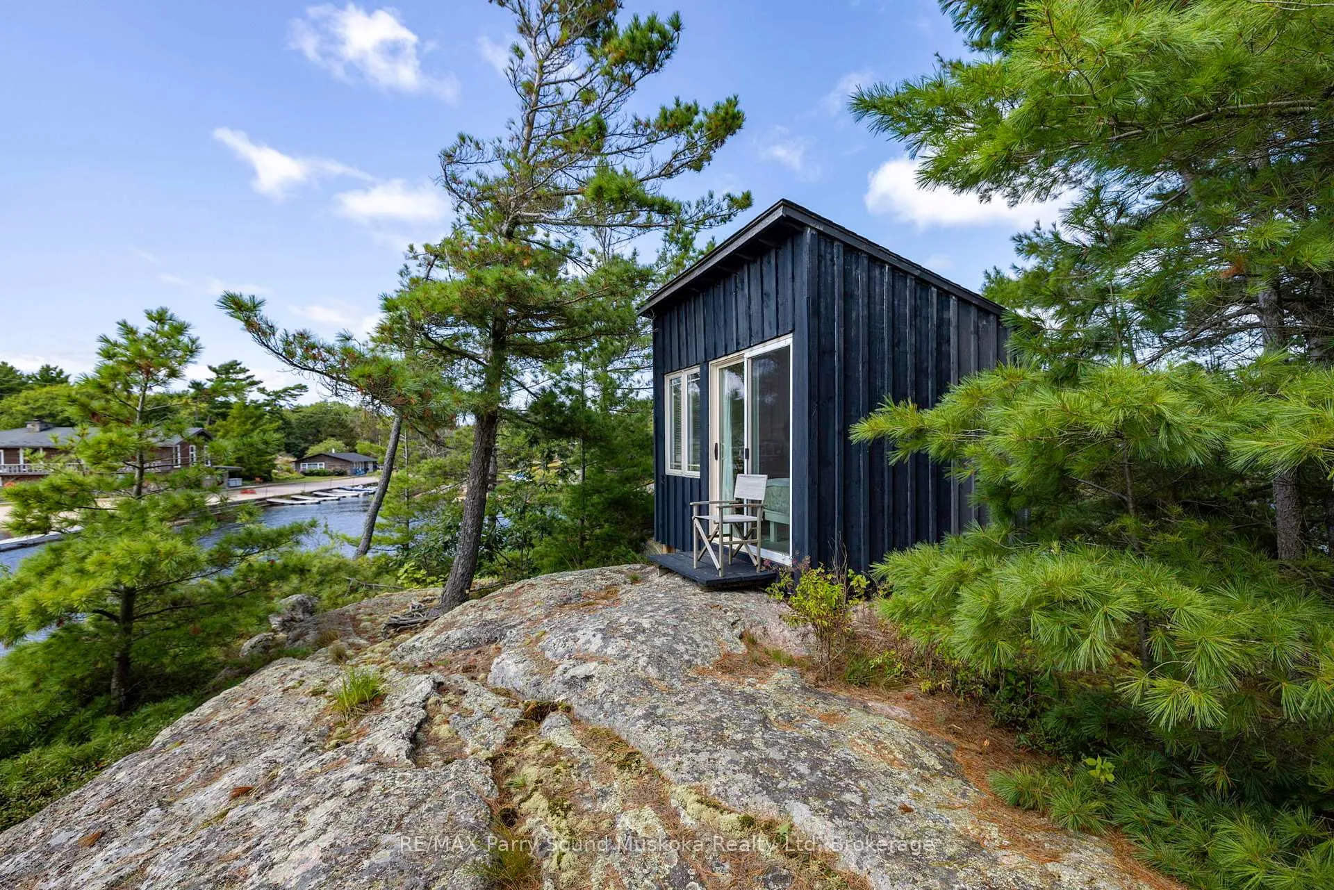 Photo 13 of 1 Island 271c, Carling — HOMEH
