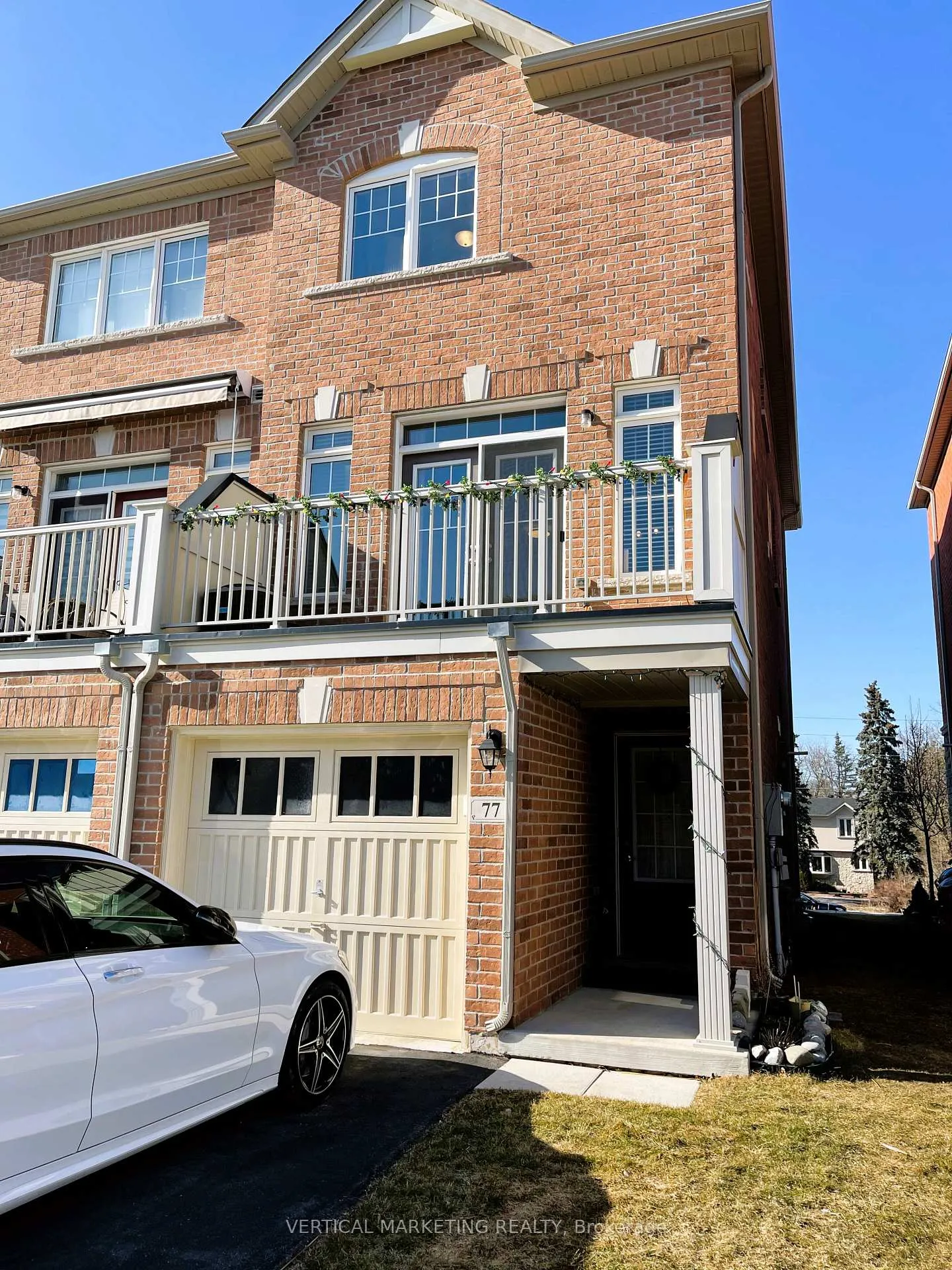 Photo 2 of 77 Dundas Way, Markham, Greensborough — HOMEH