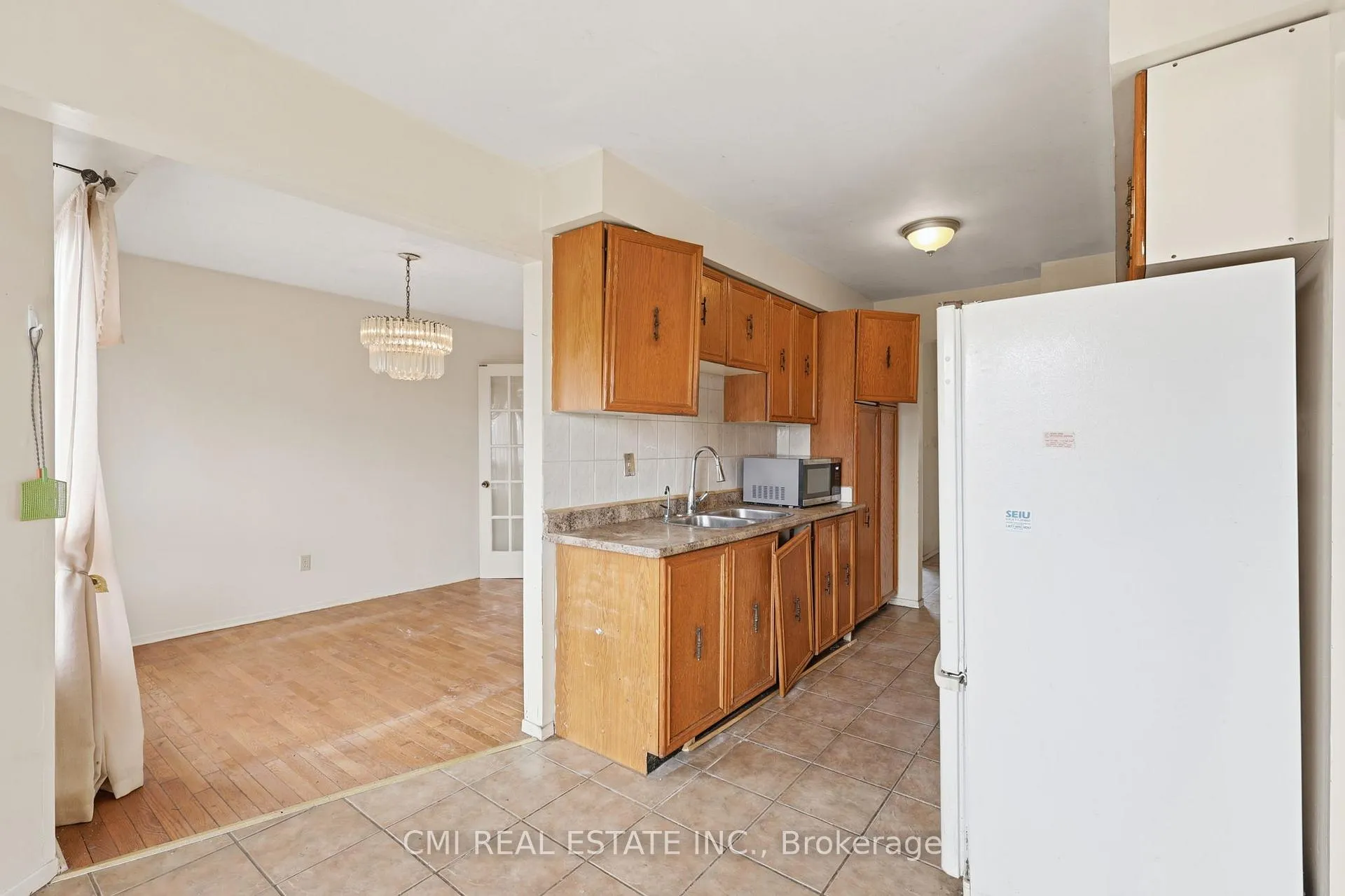 Photo 10 of 2275 Chapman Court, Pickering, Brock Ridge — HOMEH
