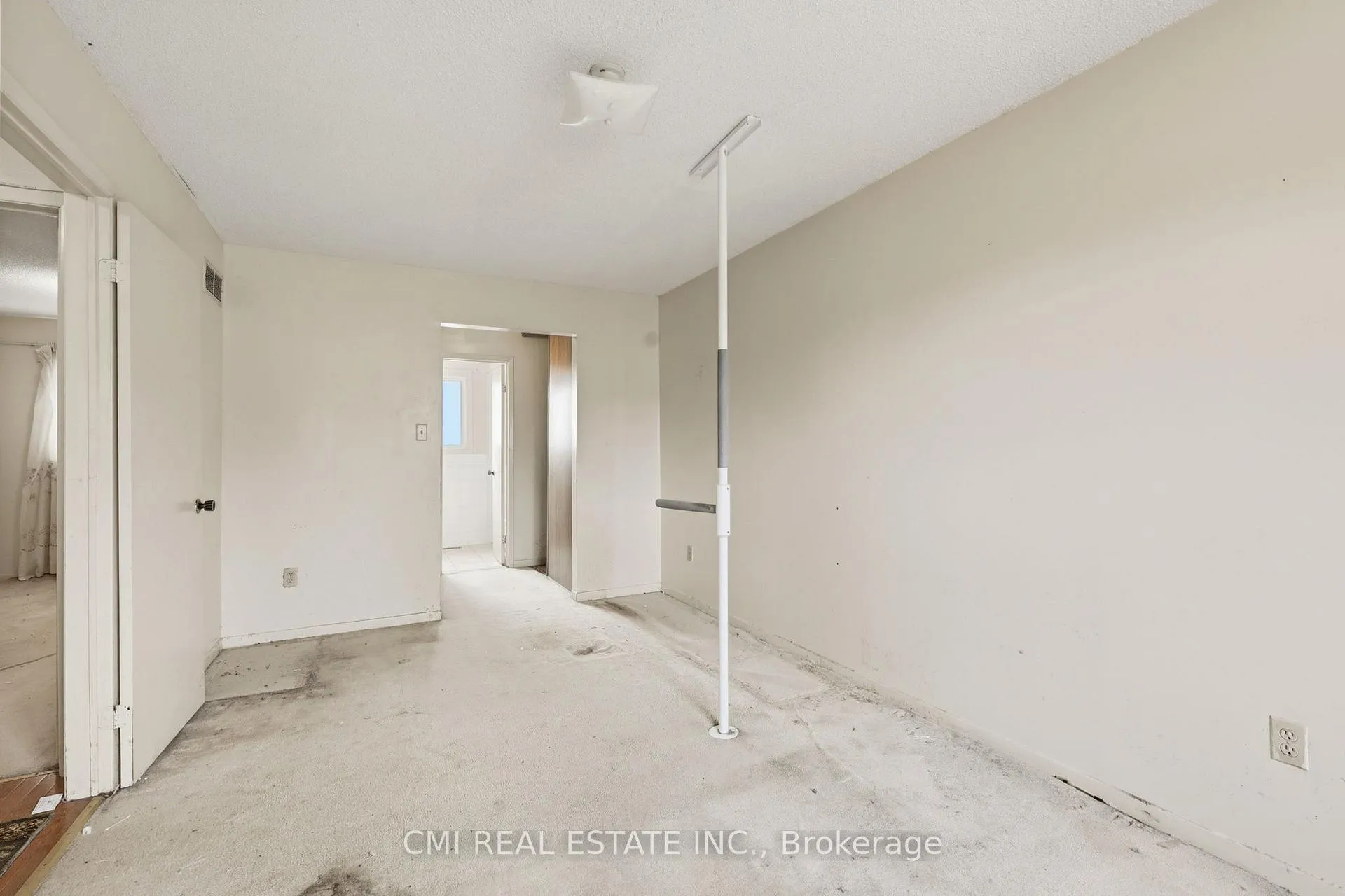 Photo 14 of 2275 Chapman Court, Pickering, Brock Ridge — HOMEH