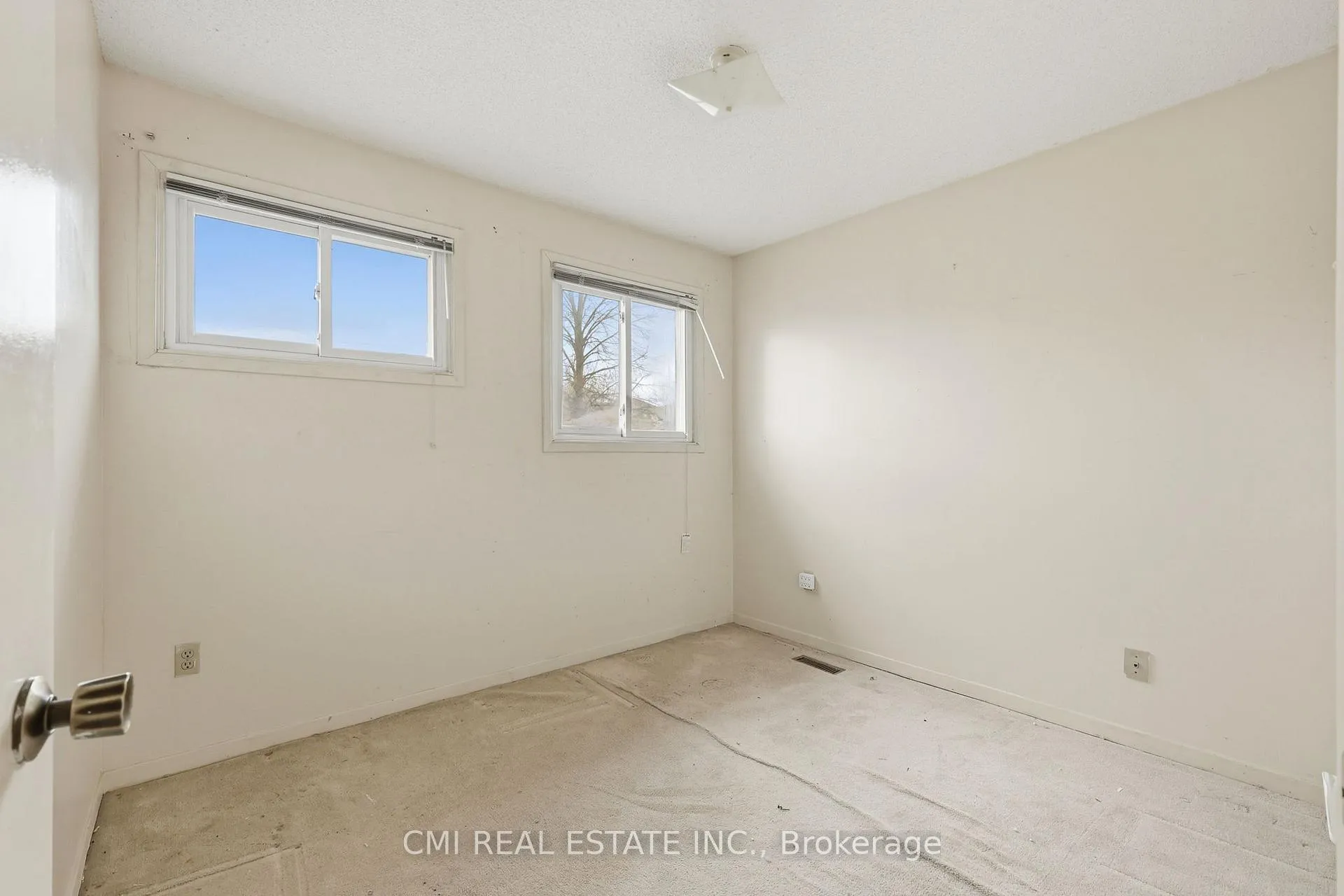 Photo 16 of 2275 Chapman Court, Pickering, Brock Ridge — HOMEH
