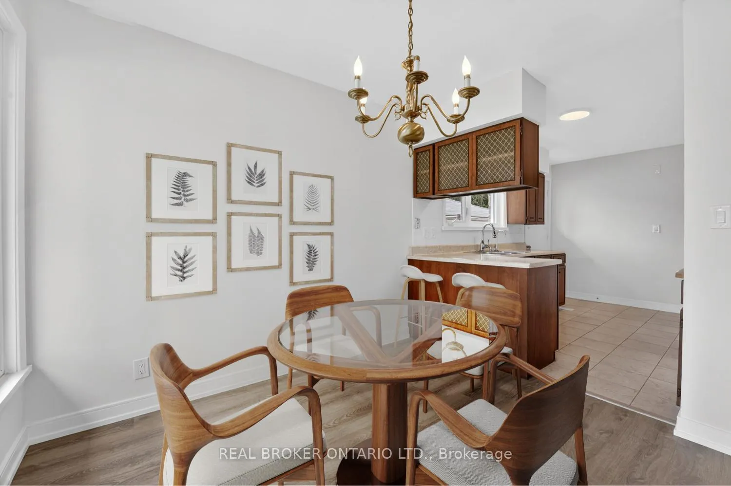 Photo 11 of 44 Mitre Place, Etobicoke, Kingsview Village-The Westway — HOMEH