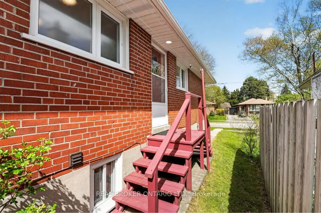 Photo 46 of 44 Mitre Place, Etobicoke, Kingsview Village-The Westway — HOMEH