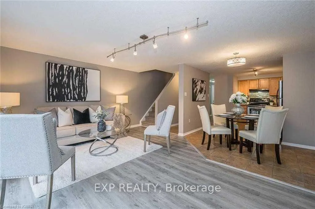 Photo 6 of 27 Max Becker Drive, Kitchener, Larentian West — HOMEH
