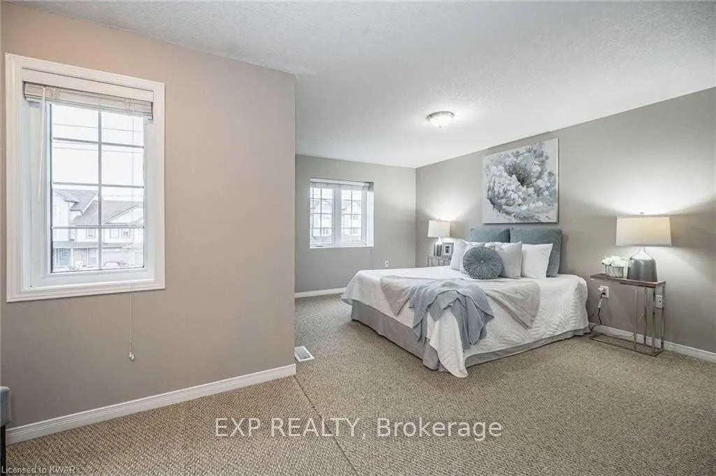 Photo 8 of 27 Max Becker Drive, Kitchener, Larentian West — HOMEH