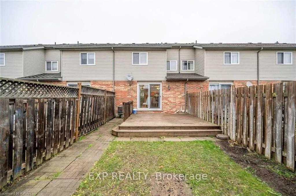 Photo 14 of 27 Max Becker Drive, Kitchener, Larentian West — HOMEH