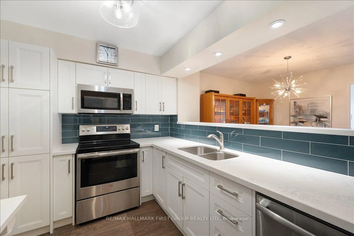 Photo 2 of Unit 630, 1880 Valley Farm Road, Pickering, Town Centre — HOMEH
