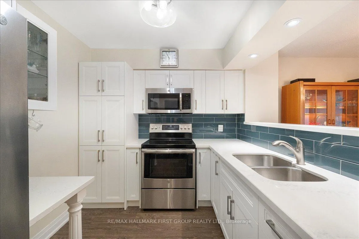 Photo 3 of Unit 630, 1880 Valley Farm Road, Pickering, Town Centre — HOMEH