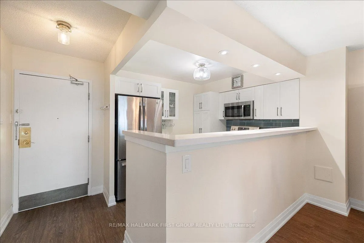 Photo 6 of Unit 630, 1880 Valley Farm Road, Pickering, Town Centre — HOMEH