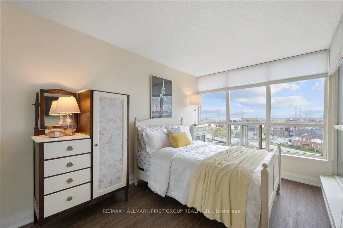 Photo 14 of Unit 630, 1880 Valley Farm Road, Pickering, Town Centre — HOMEH