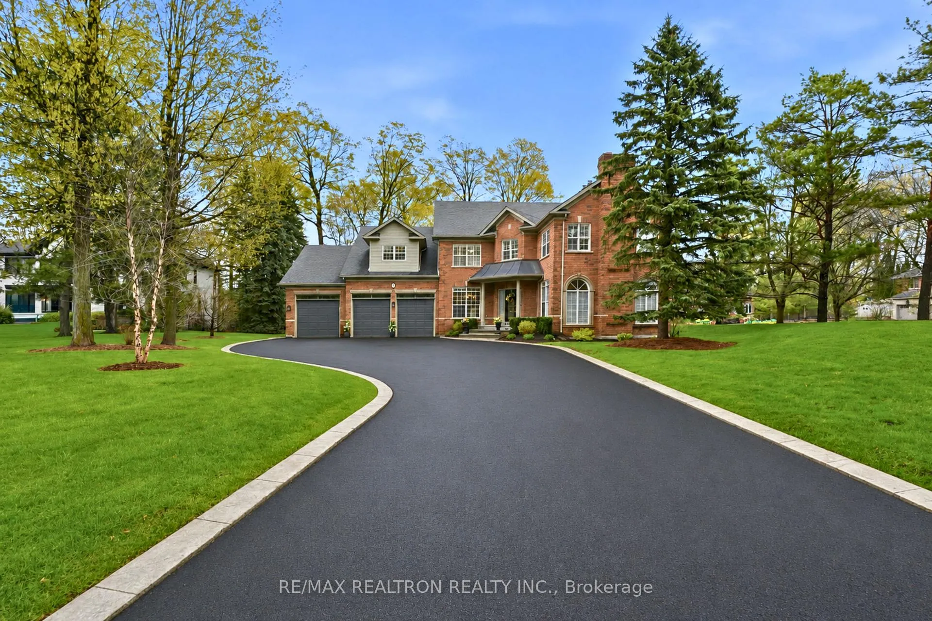 Photo 1 of 4 Lenarthur Court, Aurora, Hills of St Andrew — HOMEH