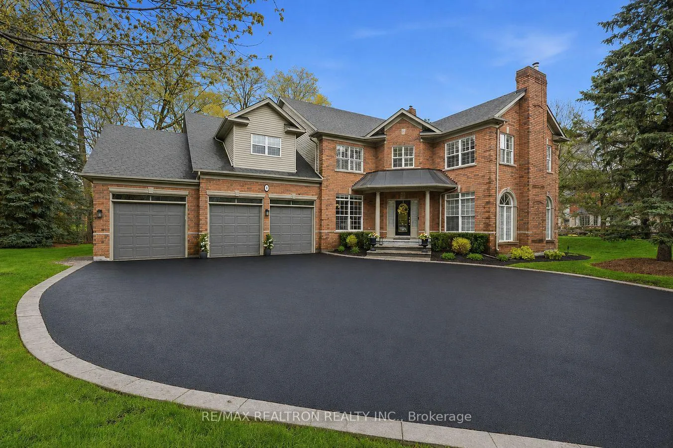 Photo 2 of 4 Lenarthur Court, Aurora, Hills of St Andrew — HOMEH
