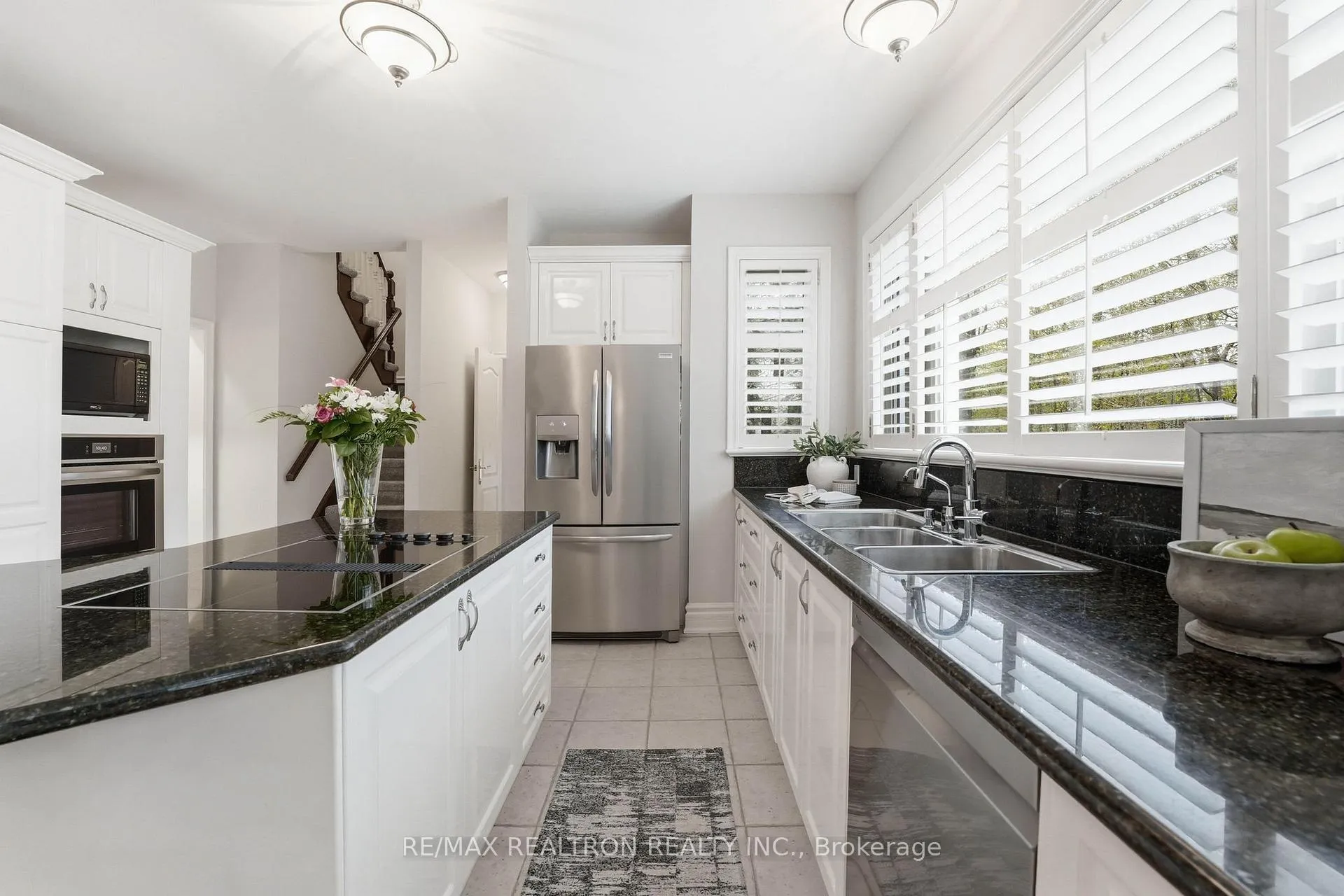 Photo 10 of 4 Lenarthur Court, Aurora, Hills of St Andrew — HOMEH