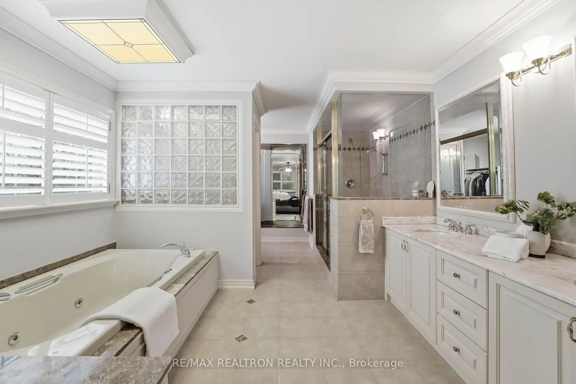 Photo 23 of 4 Lenarthur Court, Aurora, Hills of St Andrew — HOMEH