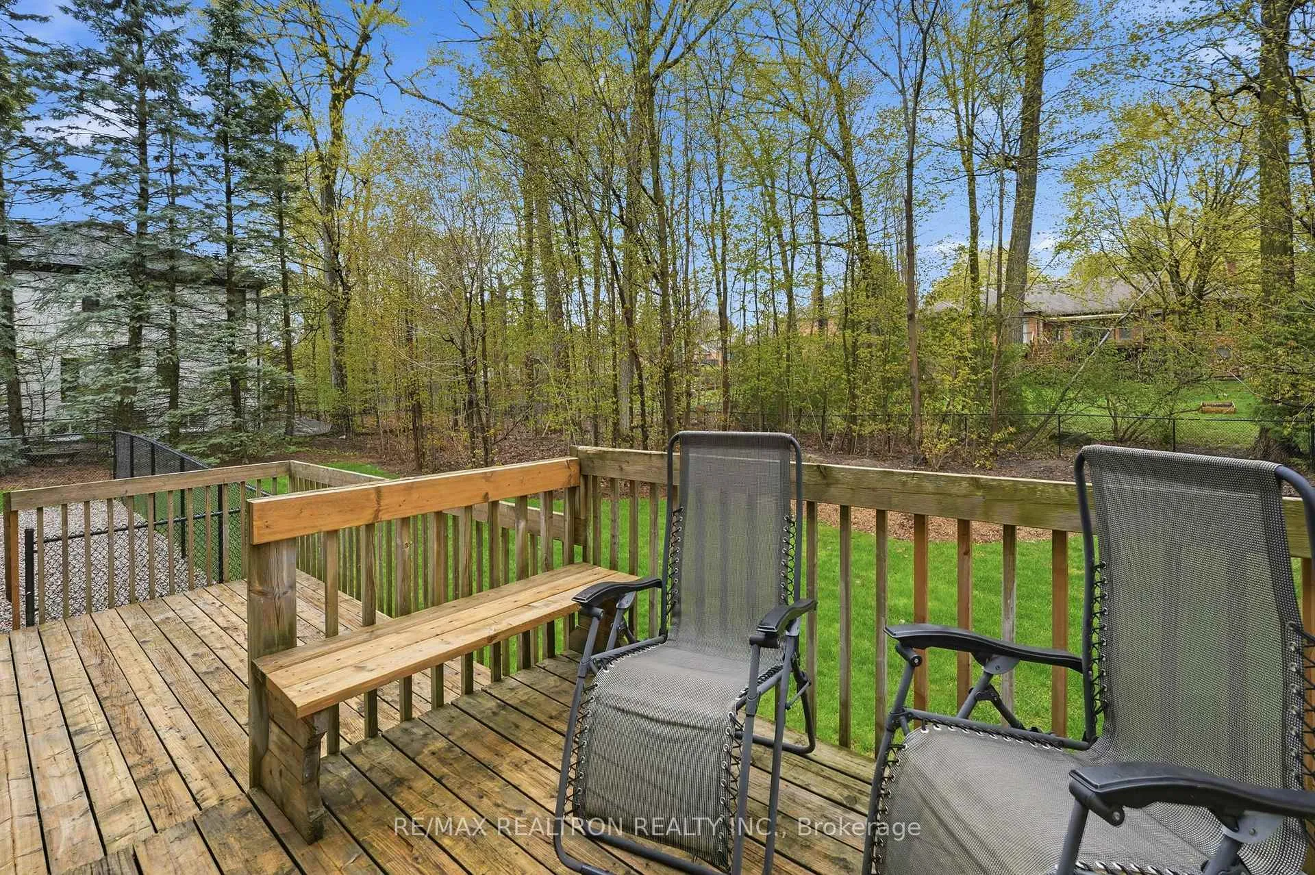 Photo 35 of 4 Lenarthur Court, Aurora, Hills of St Andrew — HOMEH