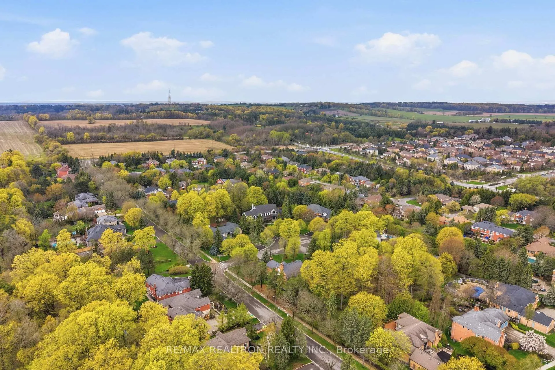 Photo 41 of 4 Lenarthur Court, Aurora, Hills of St Andrew — HOMEH