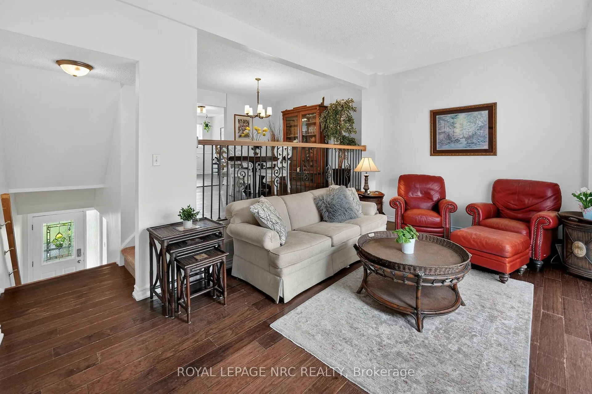 Photo 8 of 53 Larraine Avenue, Hamilton, Dundas — HOMEH