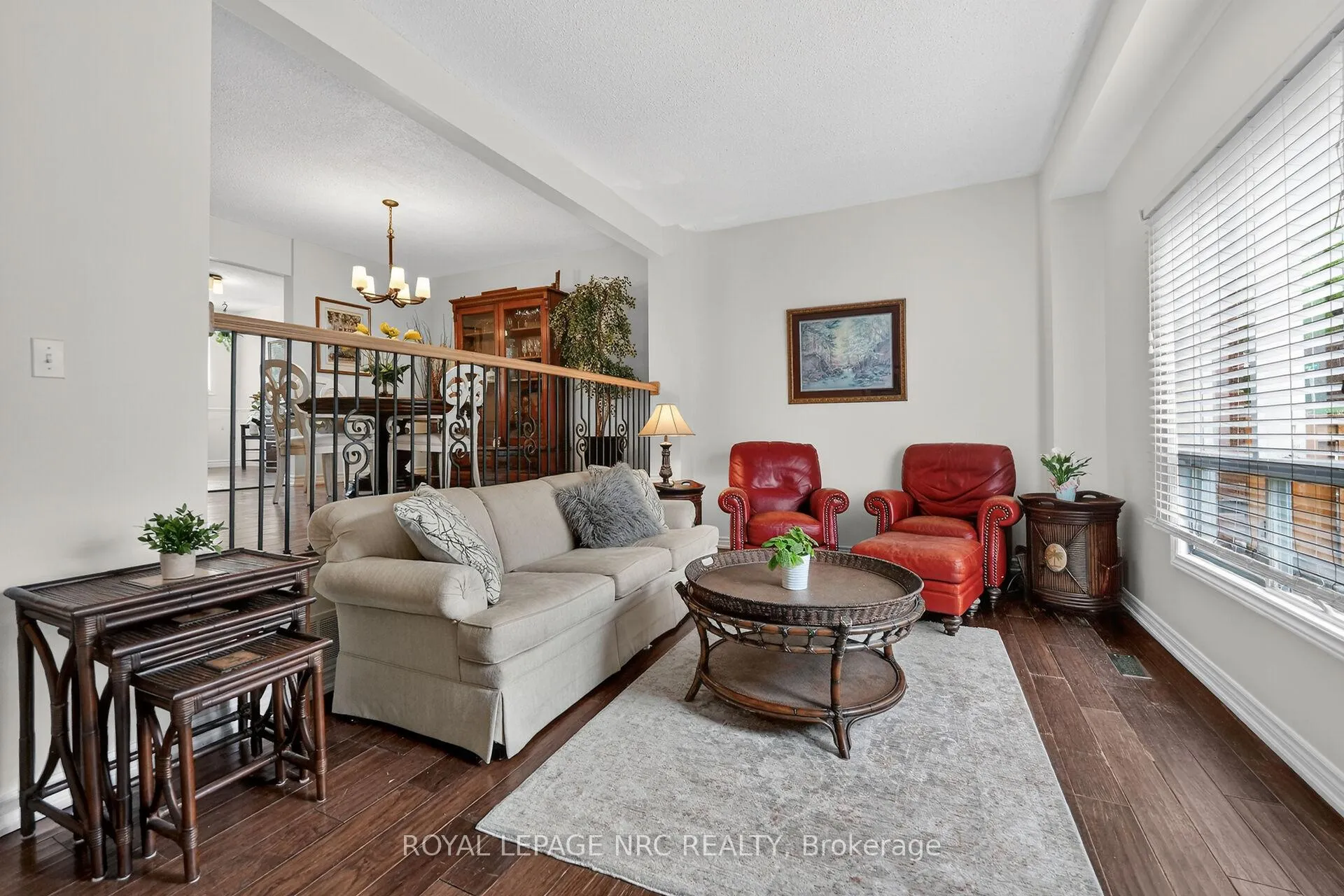 Photo 9 of 53 Larraine Avenue, Hamilton, Dundas — HOMEH