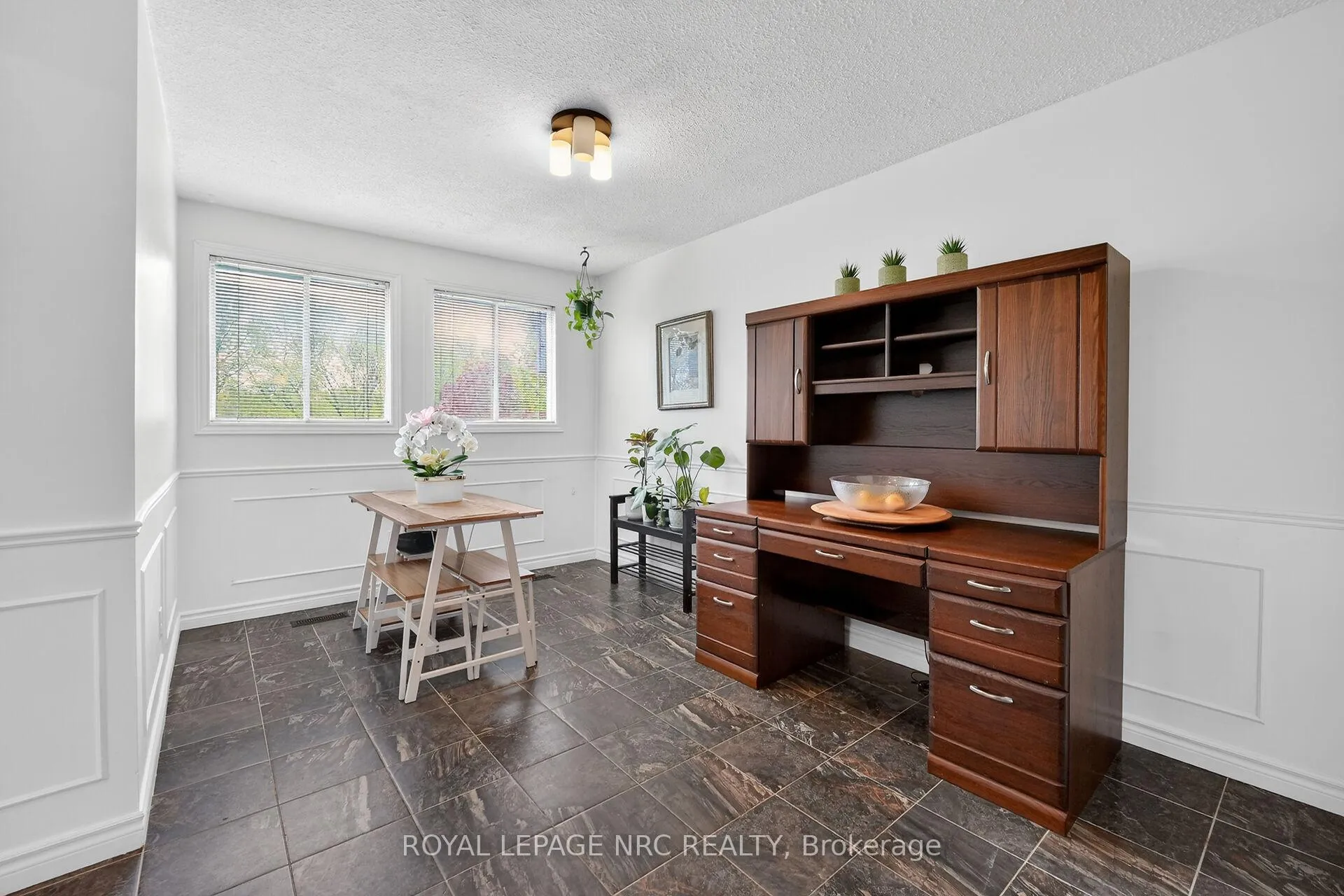 Photo 14 of 53 Larraine Avenue, Hamilton, Dundas — HOMEH