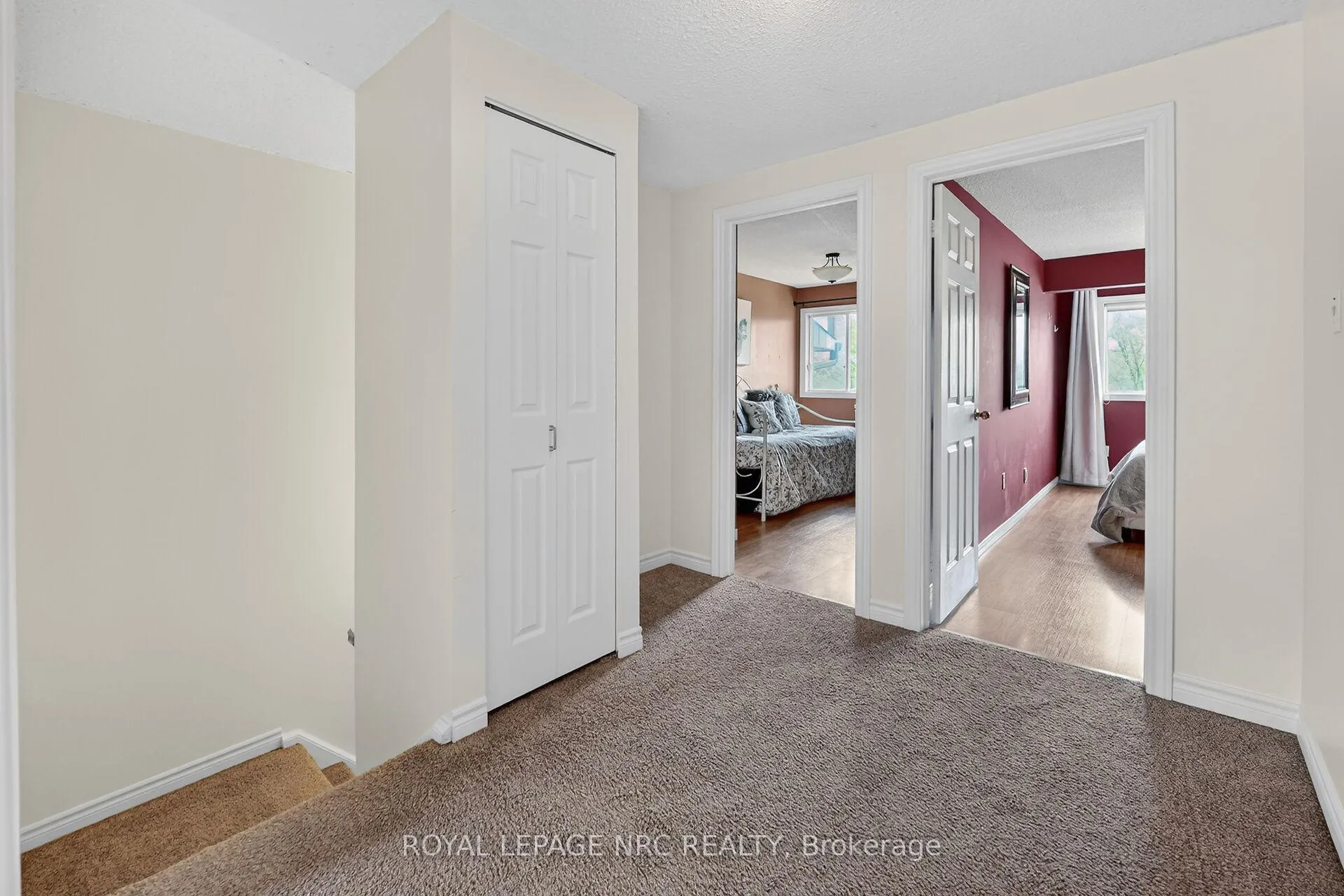 Photo 19 of 53 Larraine Avenue, Hamilton, Dundas — HOMEH