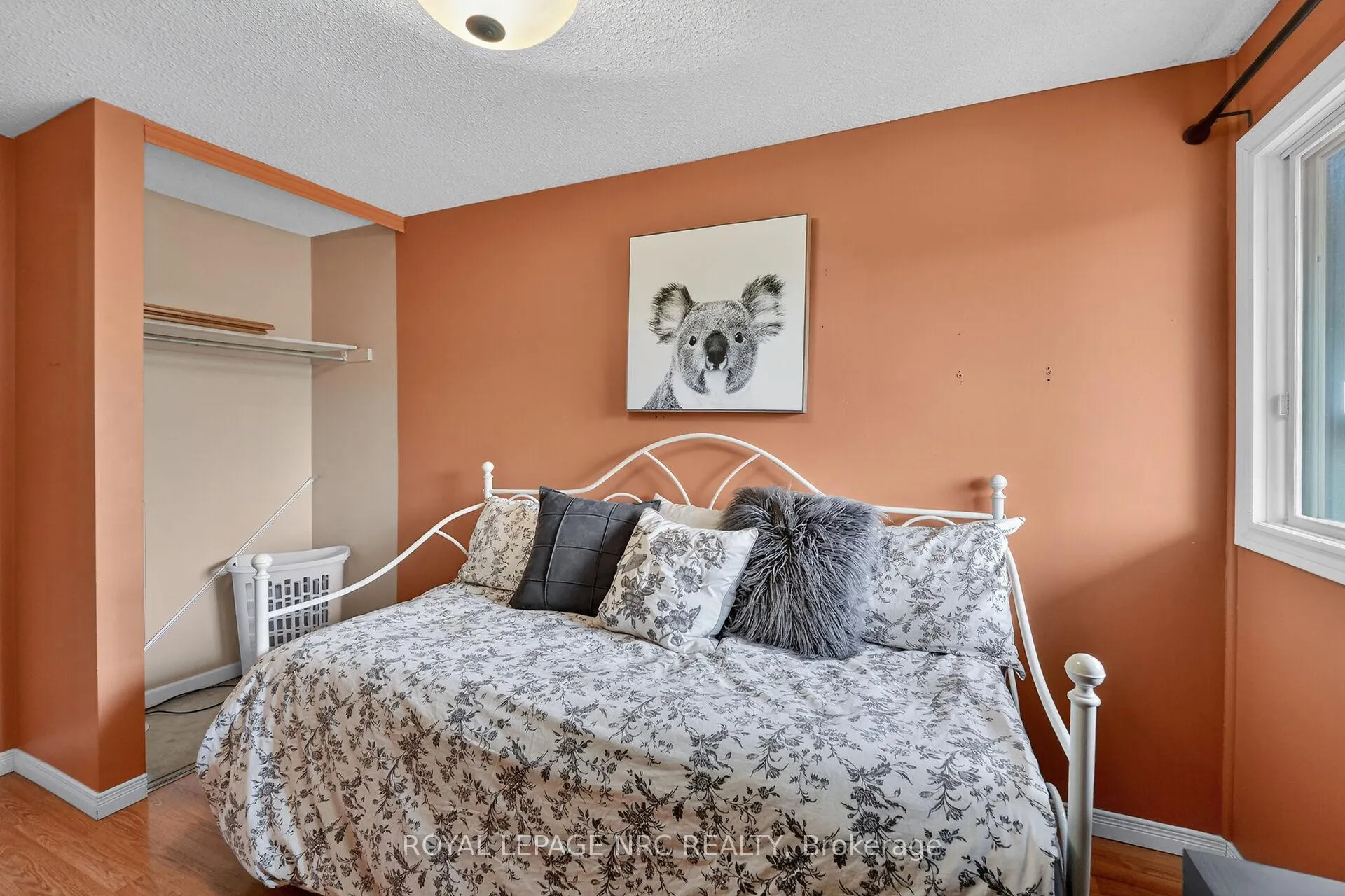 Photo 26 of 53 Larraine Avenue, Hamilton, Dundas — HOMEH