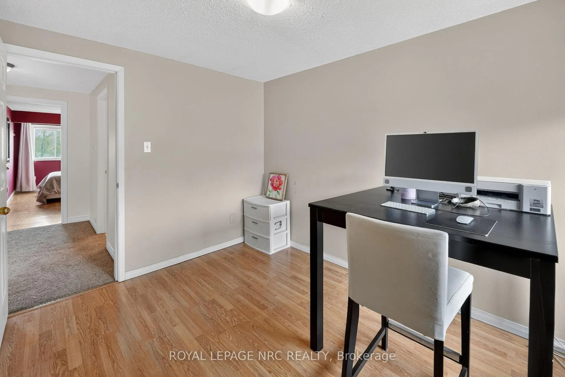 Photo 28 of 53 Larraine Avenue, Hamilton, Dundas — HOMEH