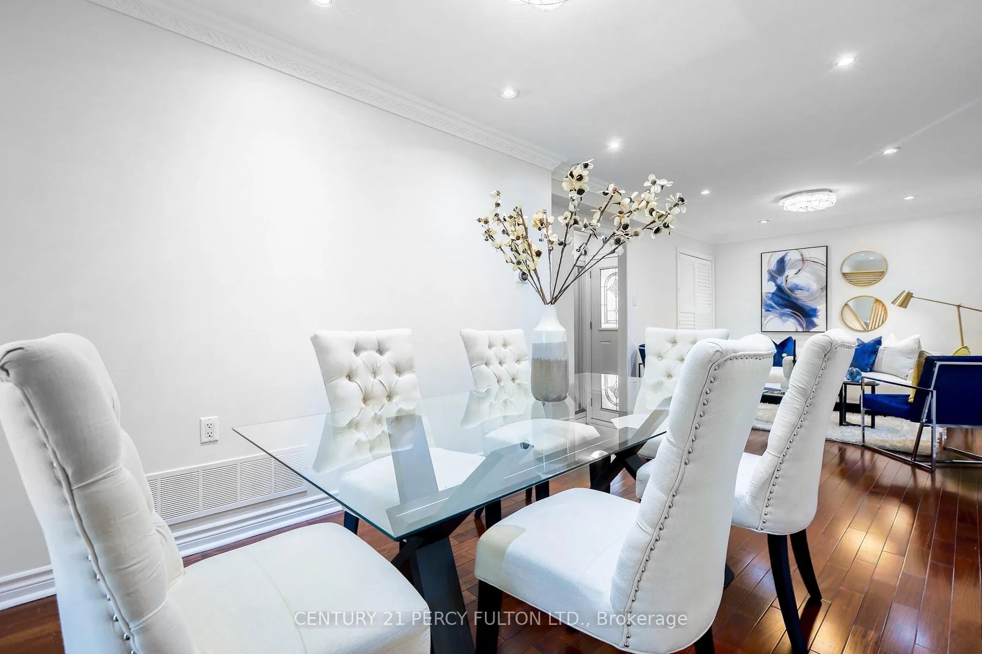 Photo 9 of 161 Sophia Road, Markham, Middlefield — HOMEH