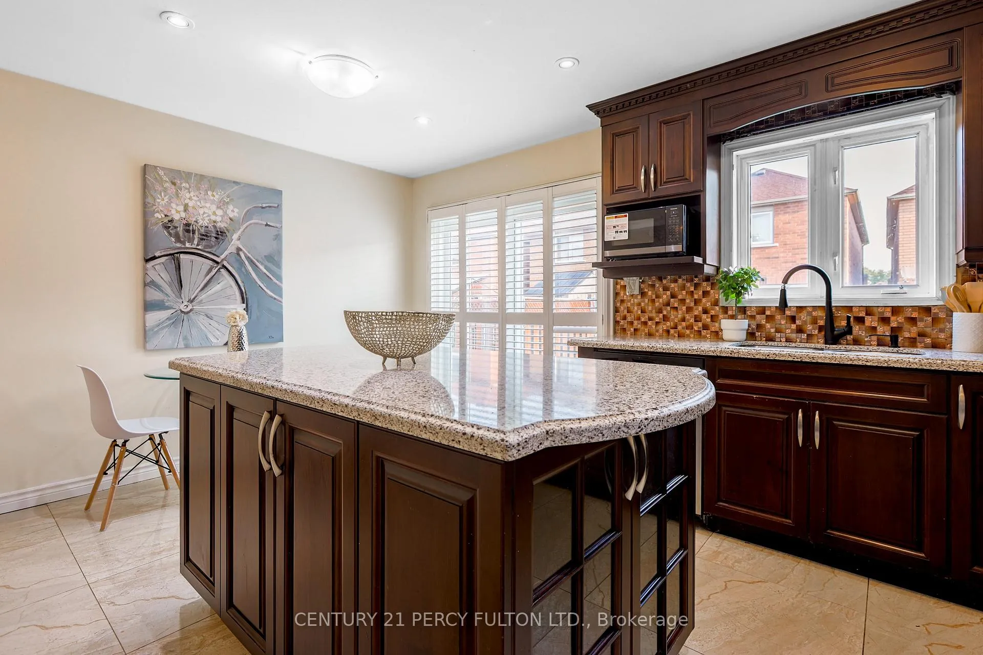 Photo 18 of 161 Sophia Road, Markham, Middlefield — HOMEH