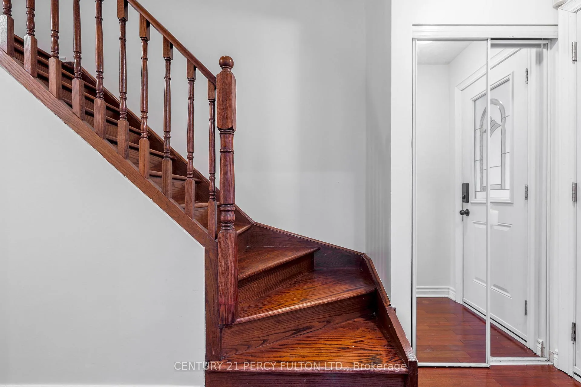 Photo 23 of 161 Sophia Road, Markham, Middlefield — HOMEH