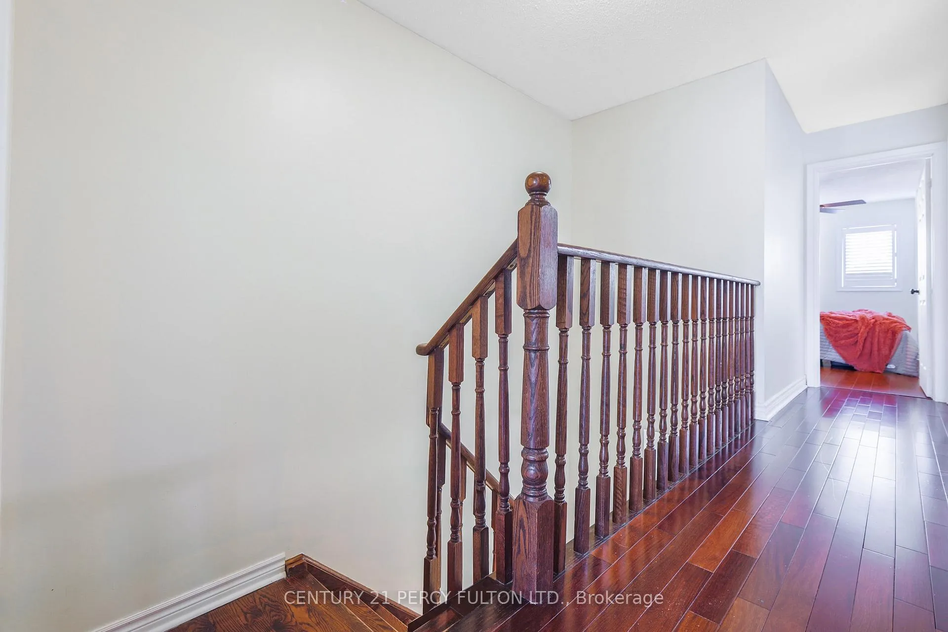 Photo 32 of 161 Sophia Road, Markham, Middlefield — HOMEH